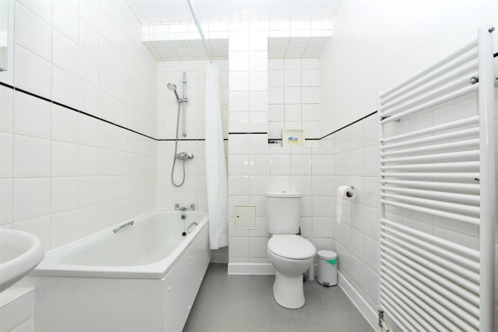 Somerford Grove, N16