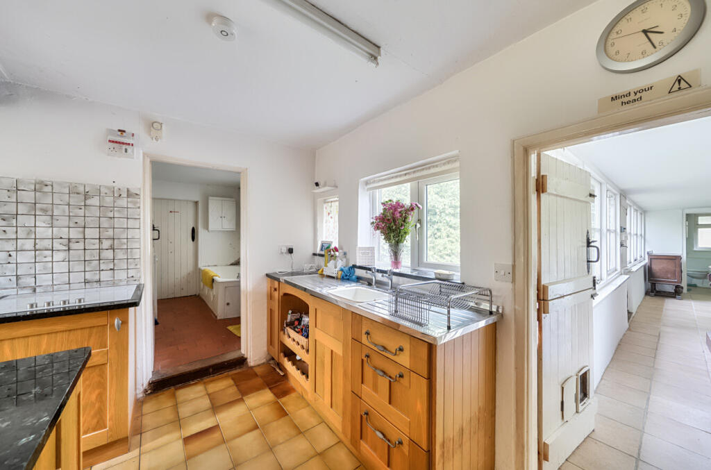 1334222-7-6893978...