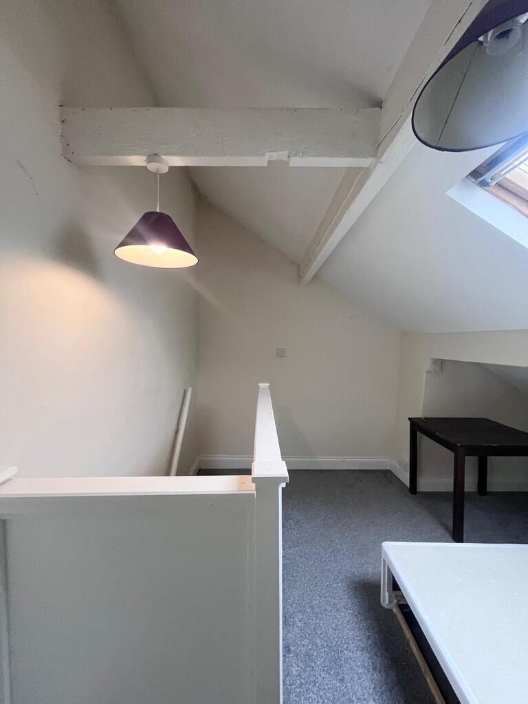 301ec409-75af-44c...