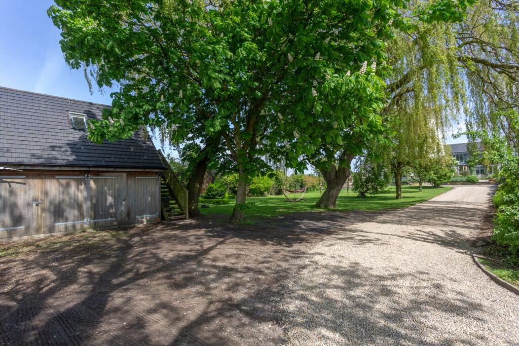 Driveway &amp; Garage