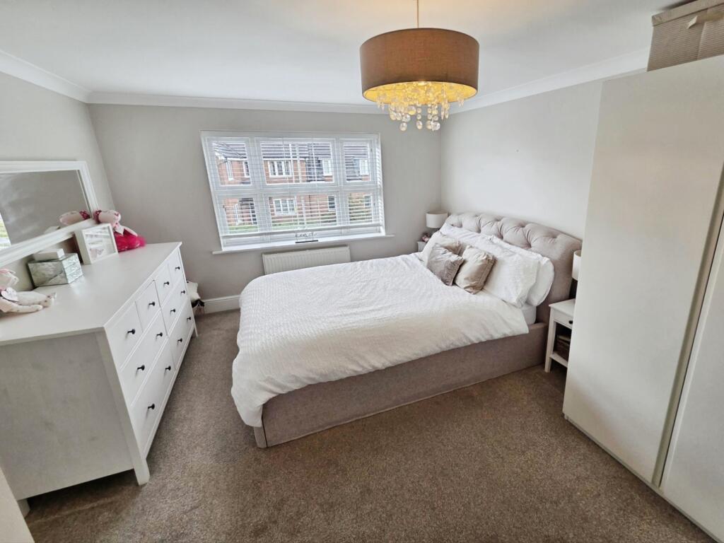 pbox-bedroom-337452.jpg