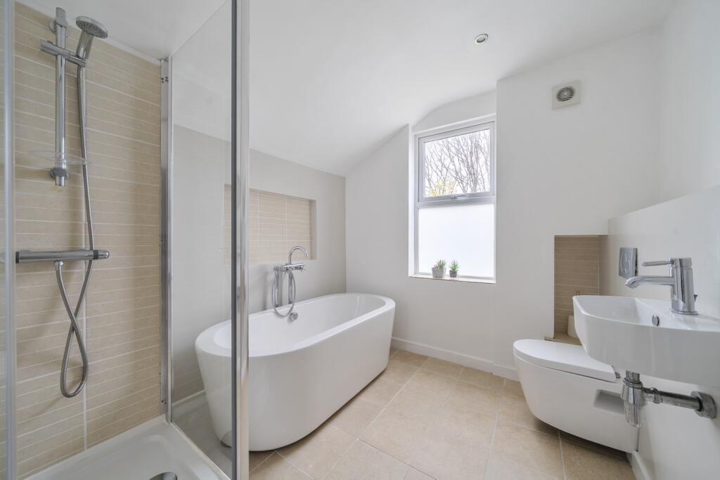 1383397-7-6926dfe83861b