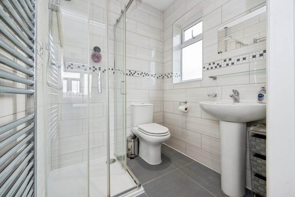 Ensuite Shower Room