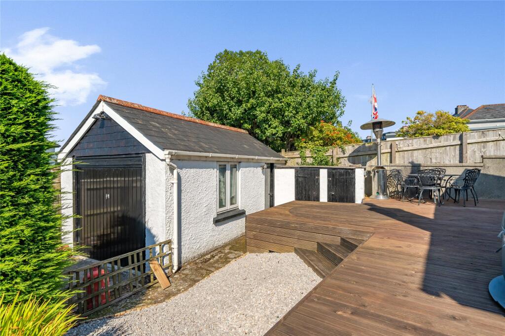 Garden/Garage