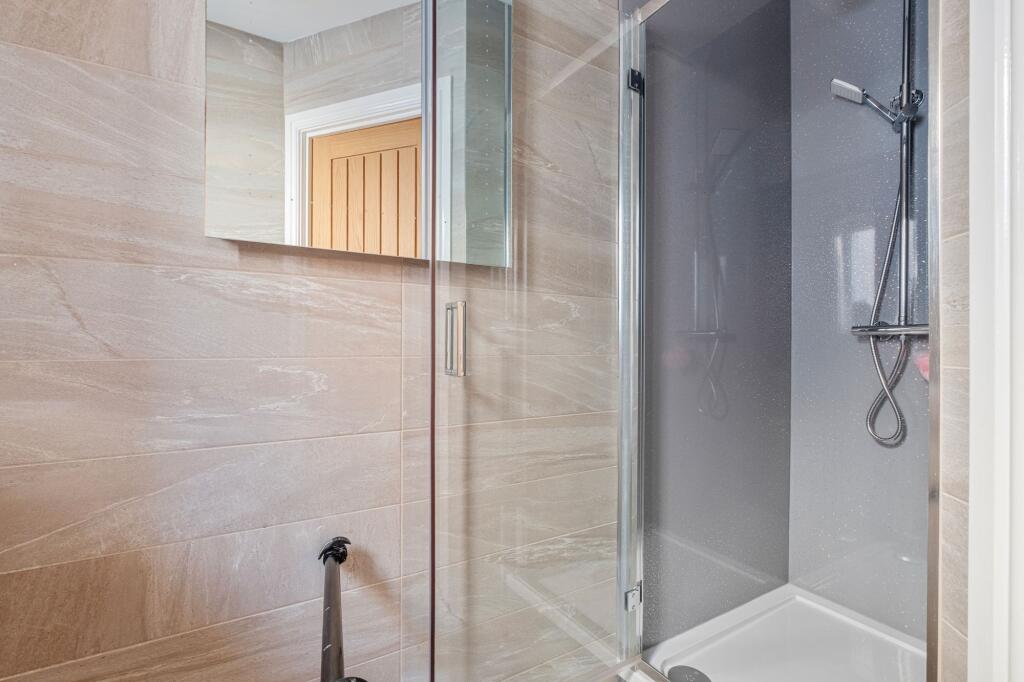 BEDROOMS AND BATHROOMS