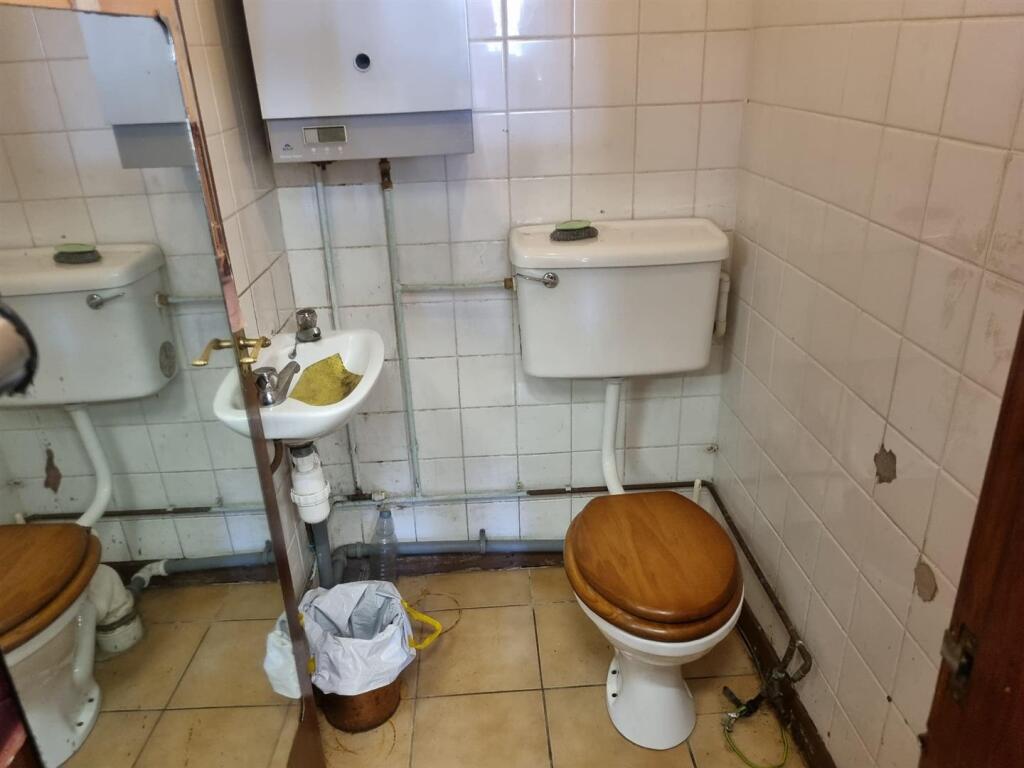 WhatsApp Image 2024-05-27 at 09.41.22.jpeg