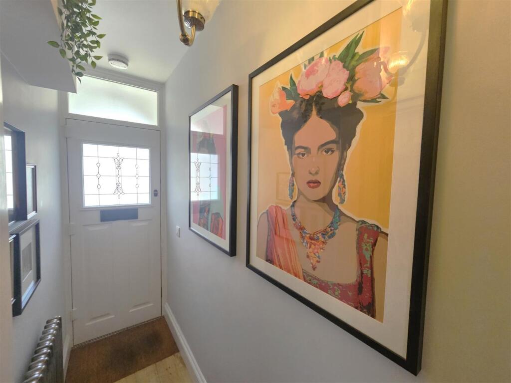 Entrance Hallway.jpg