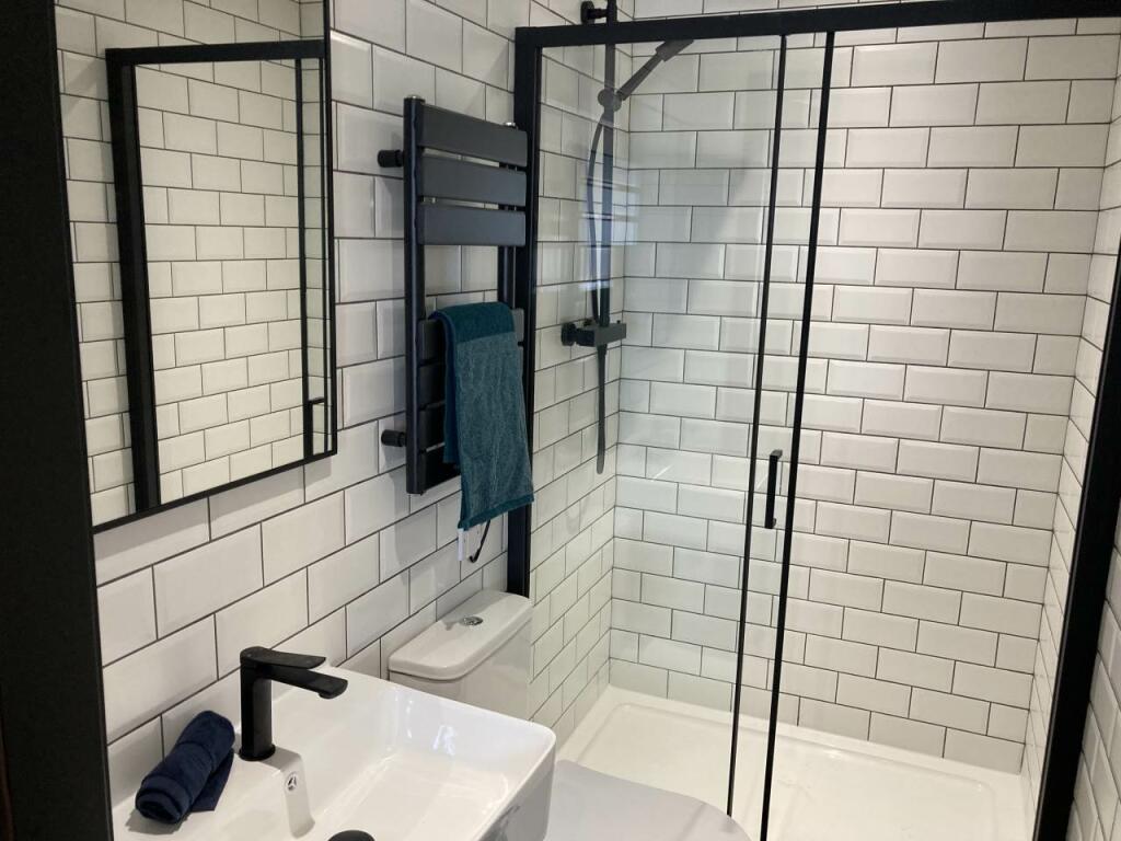 Bathroom (1)