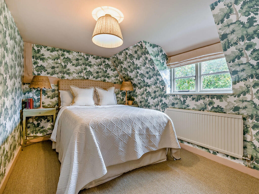 8664754-interior0...