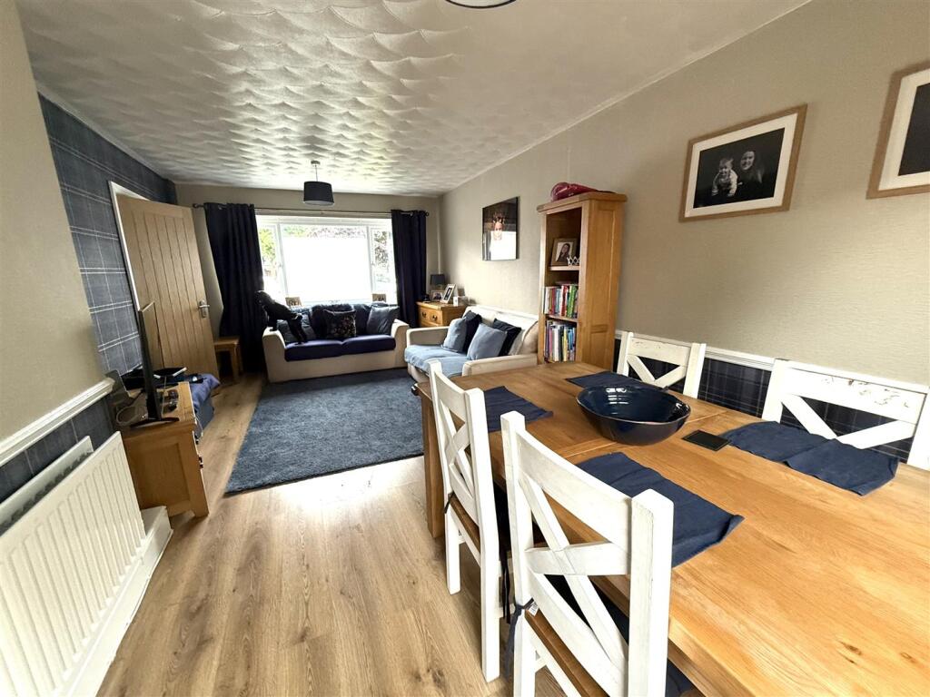 11 john till close lounge 2.jpeg