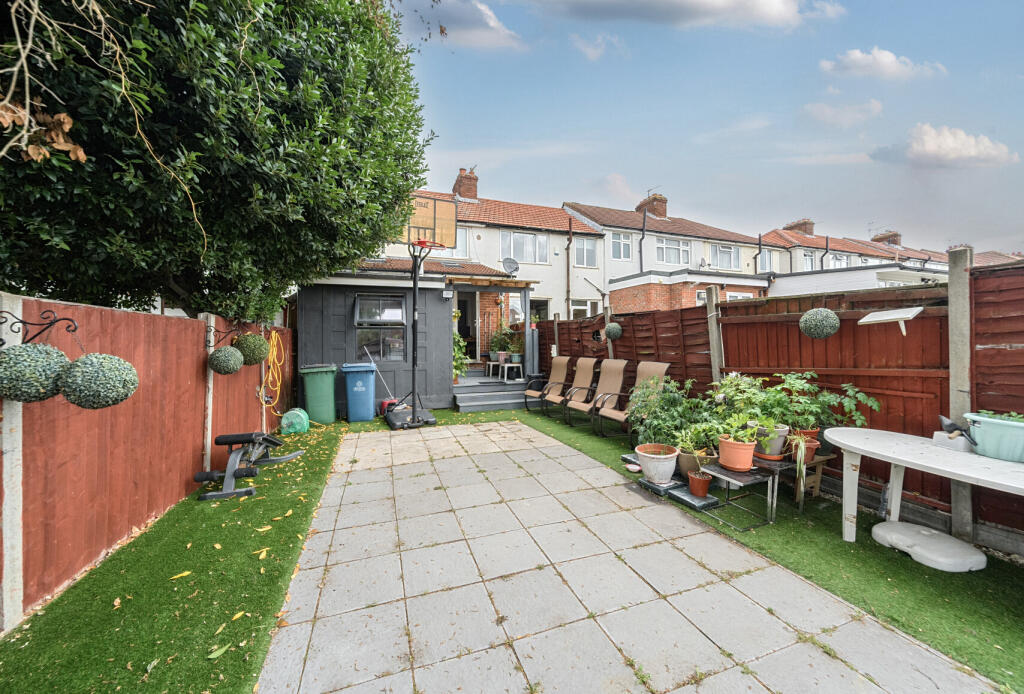 1332640-6-6890be7...