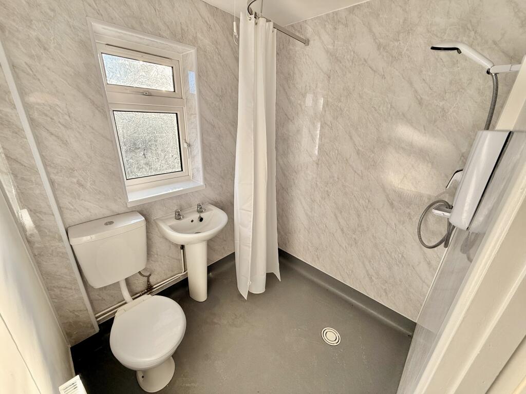 Shower Room T202601071423.jpeg