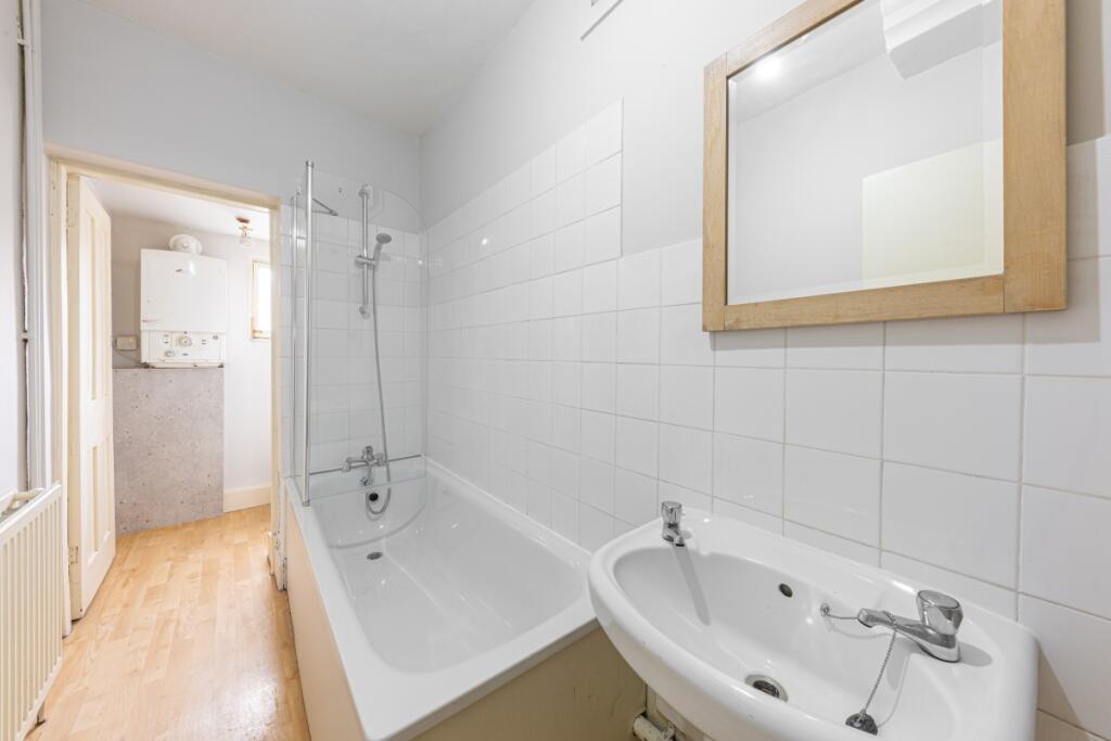 151a Englefield R...