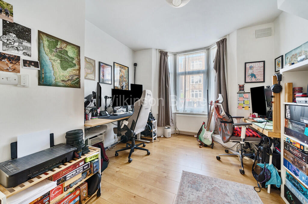 90aa5713-7f9a-472...