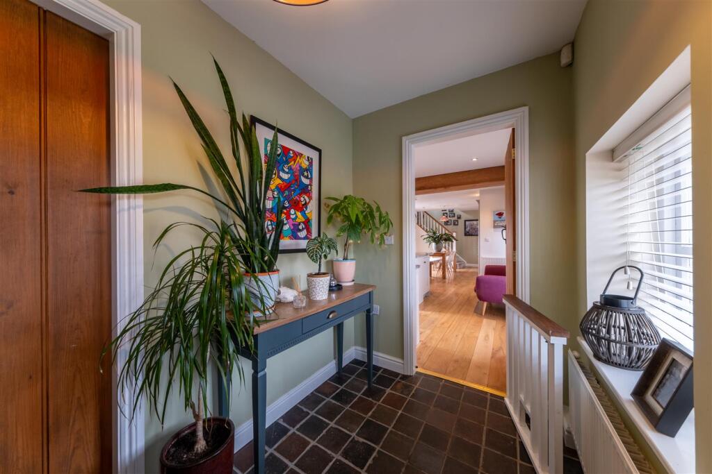 5 Poole Bank Farm-002.jpg