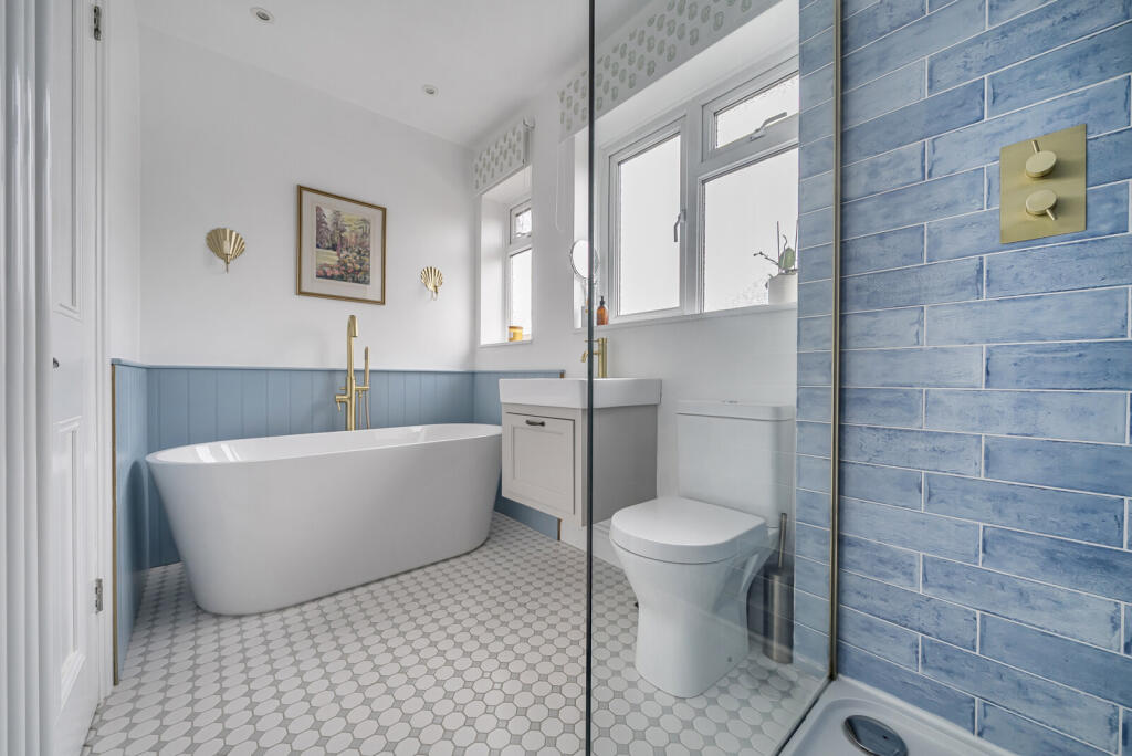 1388596-6-6942e8f...