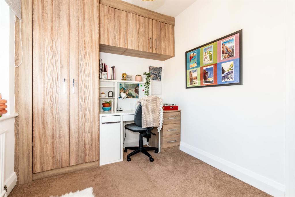 Bedroom 5 Aspect 2.jpg