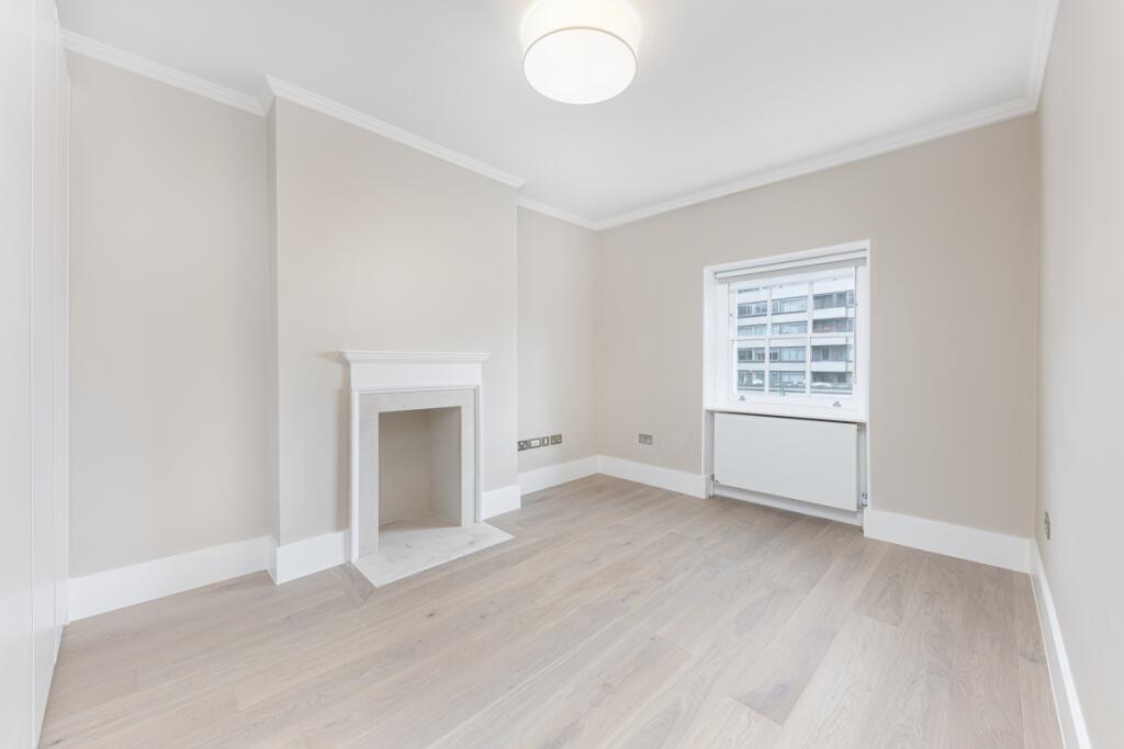 Spanish Place 3 F...