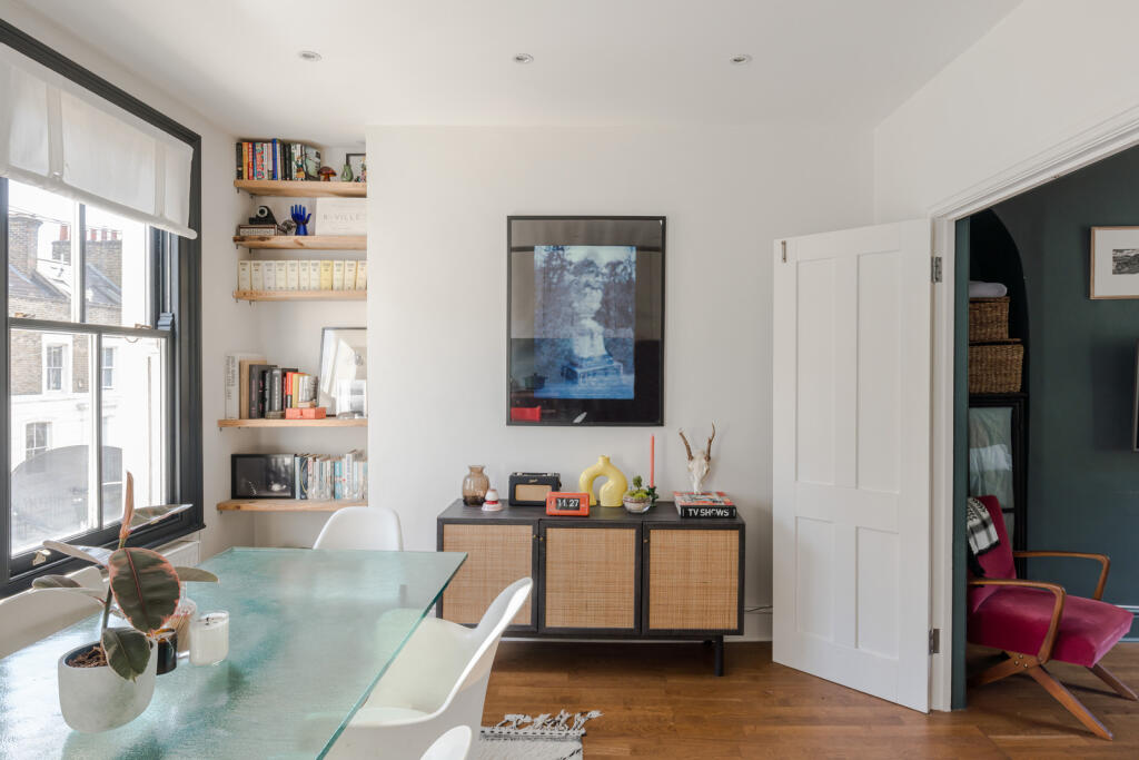 228298 - 28B Cephas Avenue-31.jpg