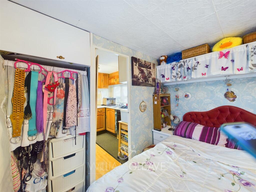 CAM01392G0-PR0094-ST