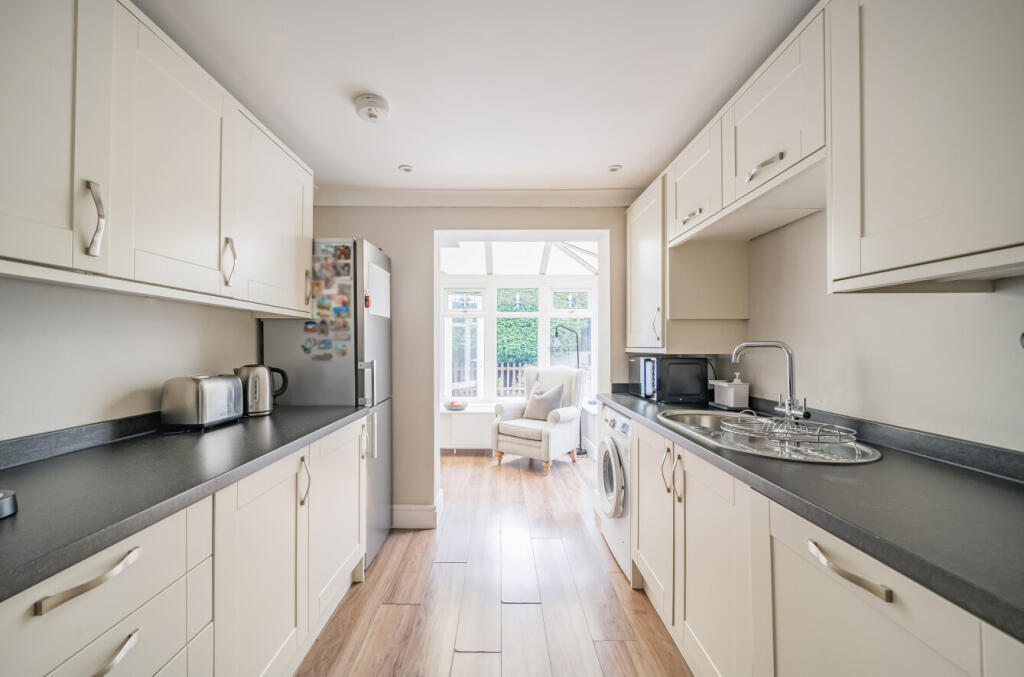 1310487-13-685aa7...