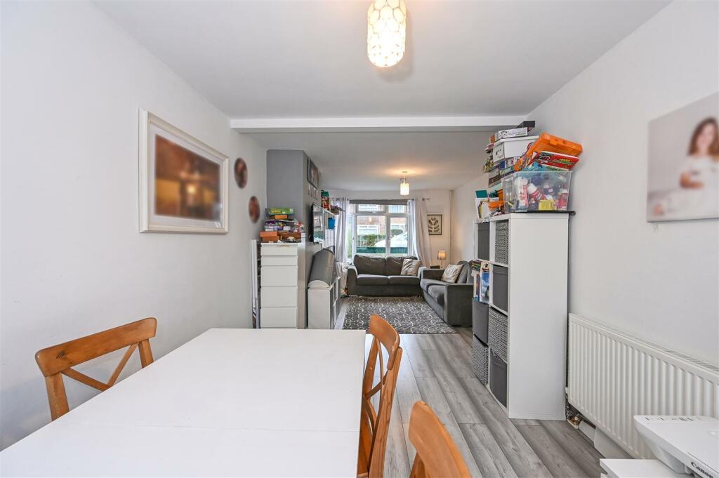 Dining Area.jpg