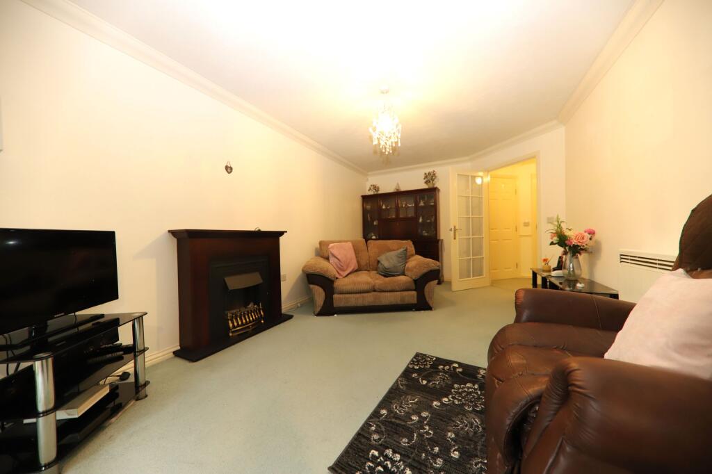 Living Room (2)