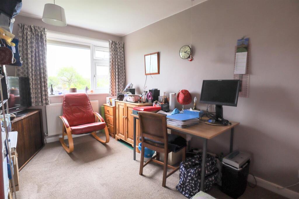 Bedroom 2.jpg