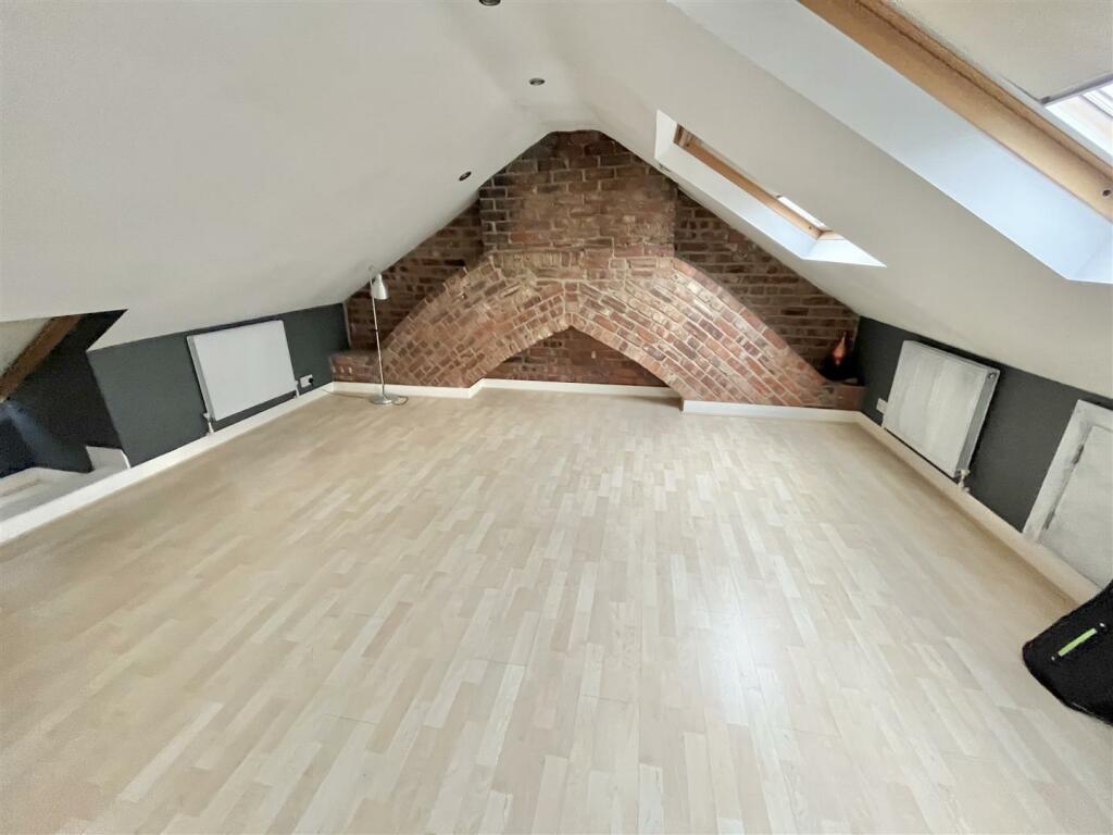 Bedroom 1 Aspect 3