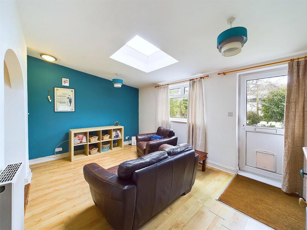 2 - 2 bedroom garden flat.jpg