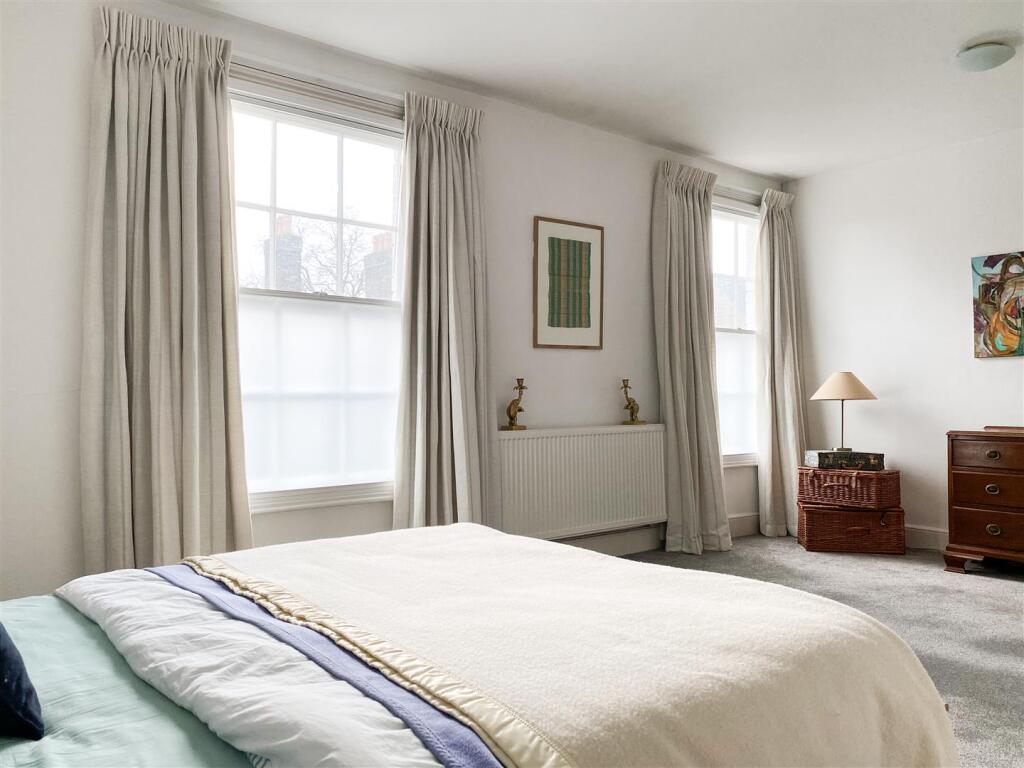12 PARKER ST - CAMBRIDGE BED 04.jpg