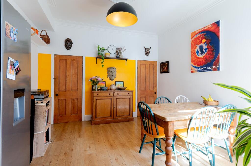 SITTING ROOM DINING ROOM AND KITCHEN