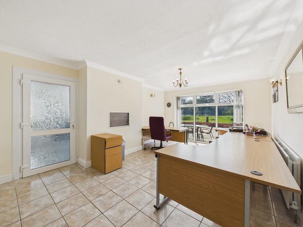 CAM04092G0-PR0050...