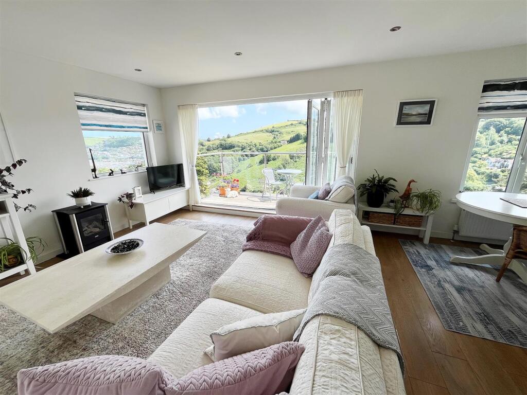 Sitting Room and View.jpg