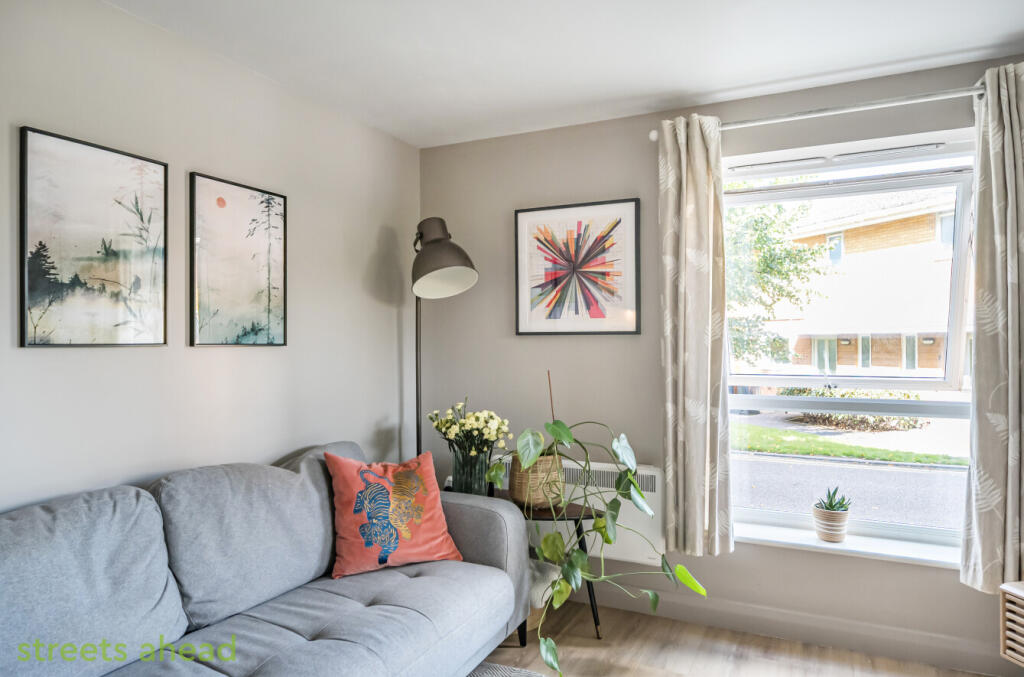 dcc040a1-57ad-493...