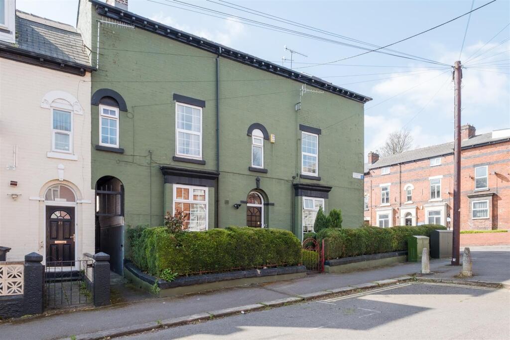 untitled (23 of 25).jpg