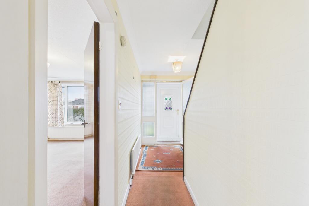 EweMove Spalding -  Cathedral Drive - Hallway
