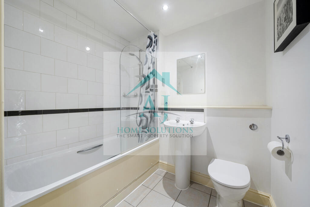 Flat 28 Quartz Court HA2 0BT-5