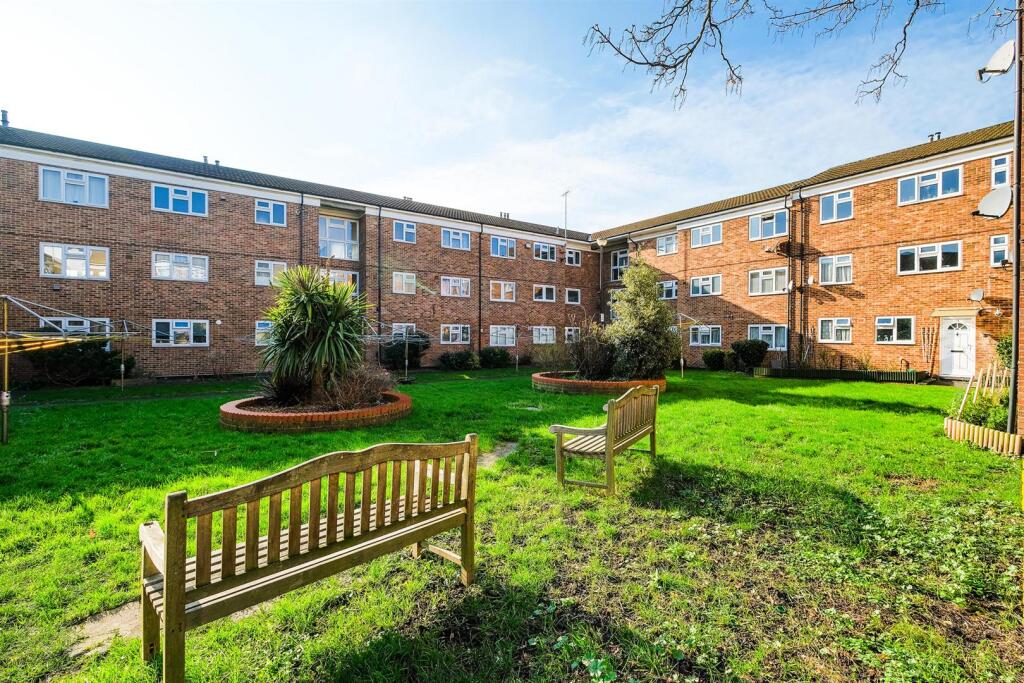 13 Samson Road-18_web.jpg