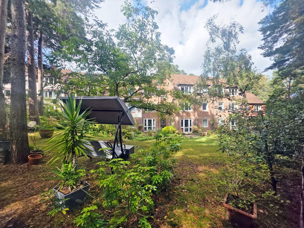 Communal Grounds