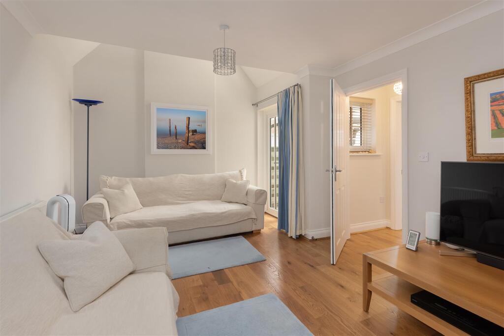 The Slipway, Sea Wall, Whitstable