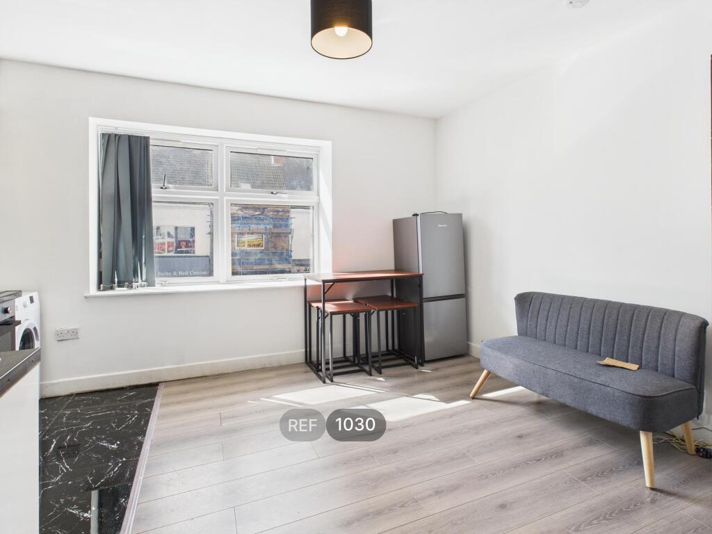 Kitchen &amp; Living area 1