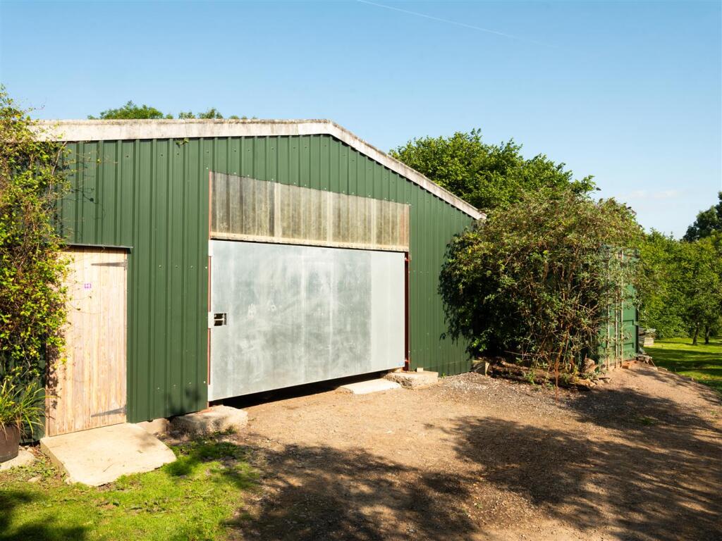 Agricultural Building.jpg