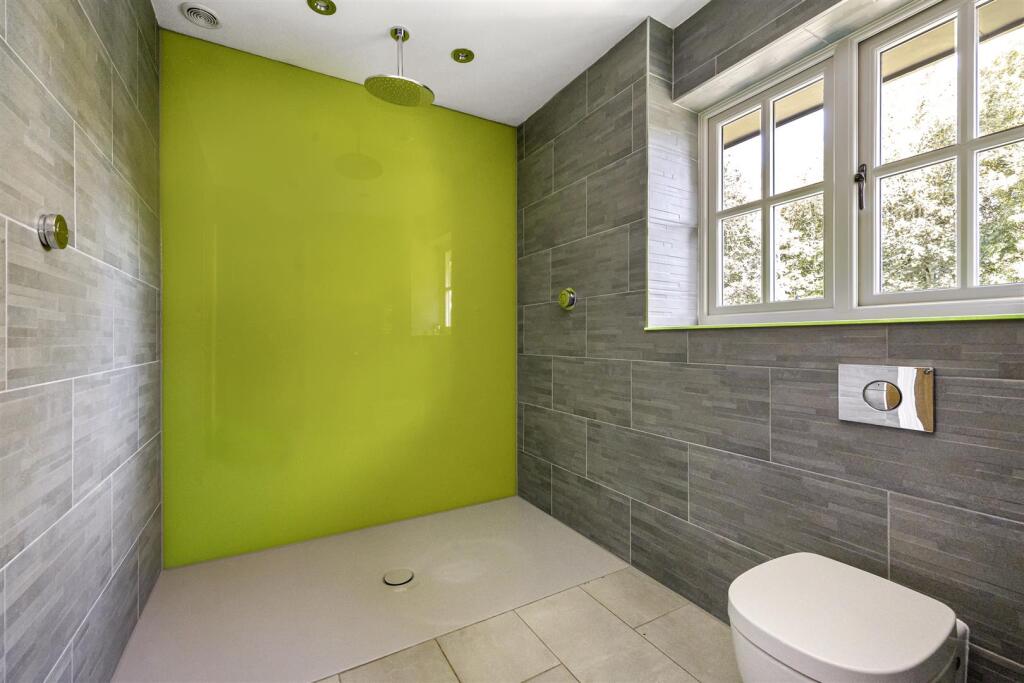 First Avenue 81 R Luff-017.JPG