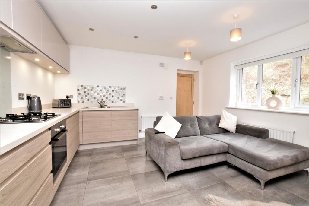 Living / Kitchen / Dining