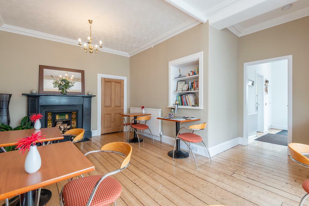 GUEST DINING right