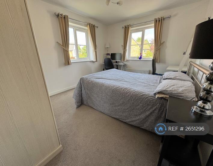 2nd Bedroom