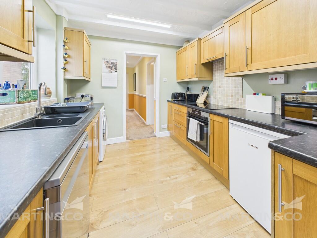 CAM02406G0-PR0522...