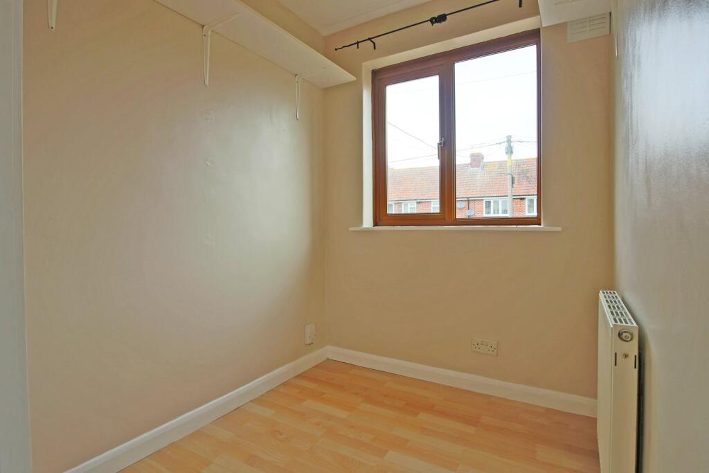 23 The Crescent Bedr