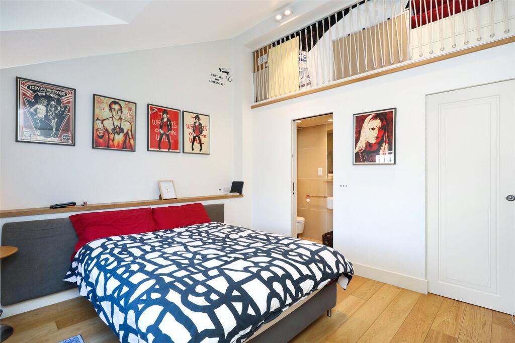 Double Bedroom